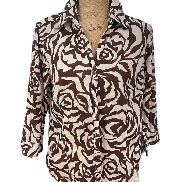 Peck & Peck Tops - PECK & PECK WEEKEND BROWN FLORAL BUTTON BLOUSE